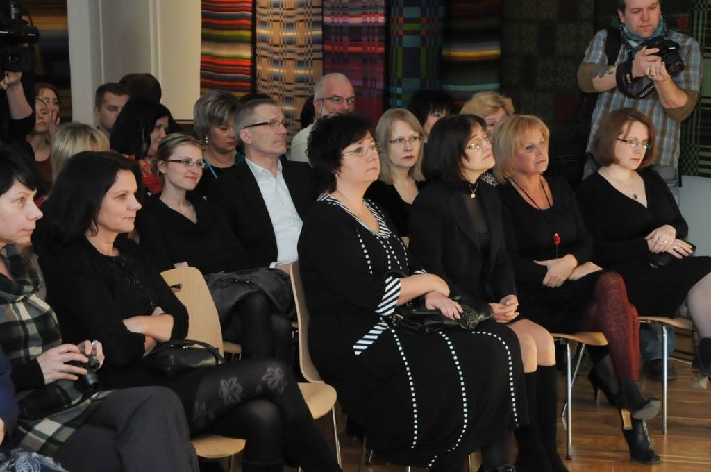 Foto no Liepājas Gada balvas kultūrā pasniegšanas ceremonijas Liepājas muzejā 8.marta vakarā. Plašāk informēsim atsevišķi.
Autors: ReKurZeme, portāls