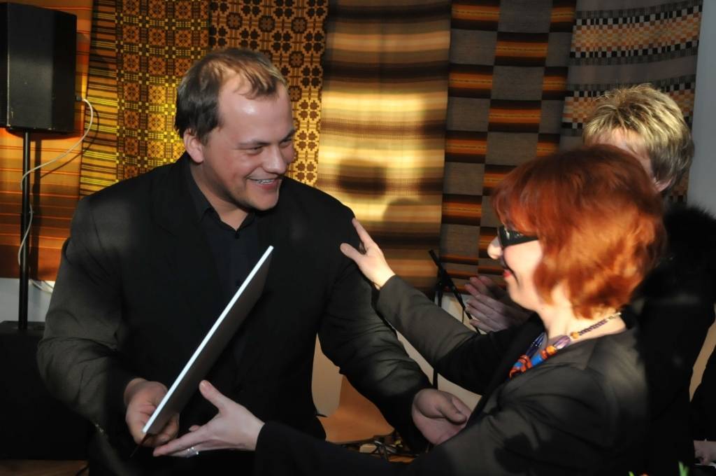 Foto no Liepājas Gada balvas kultūrā pasniegšanas ceremonijas Liepājas muzejā 8.marta vakarā. Plašāk informēsim atsevišķi.
Autors: ReKurZeme, portāls