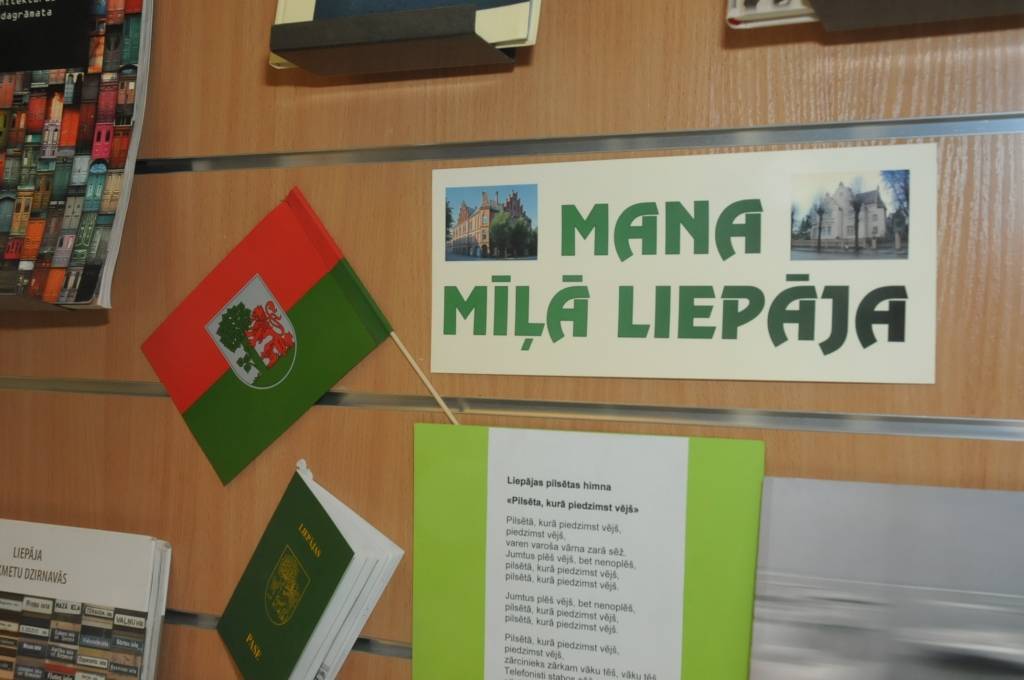 Bērnu bibliotēkā 