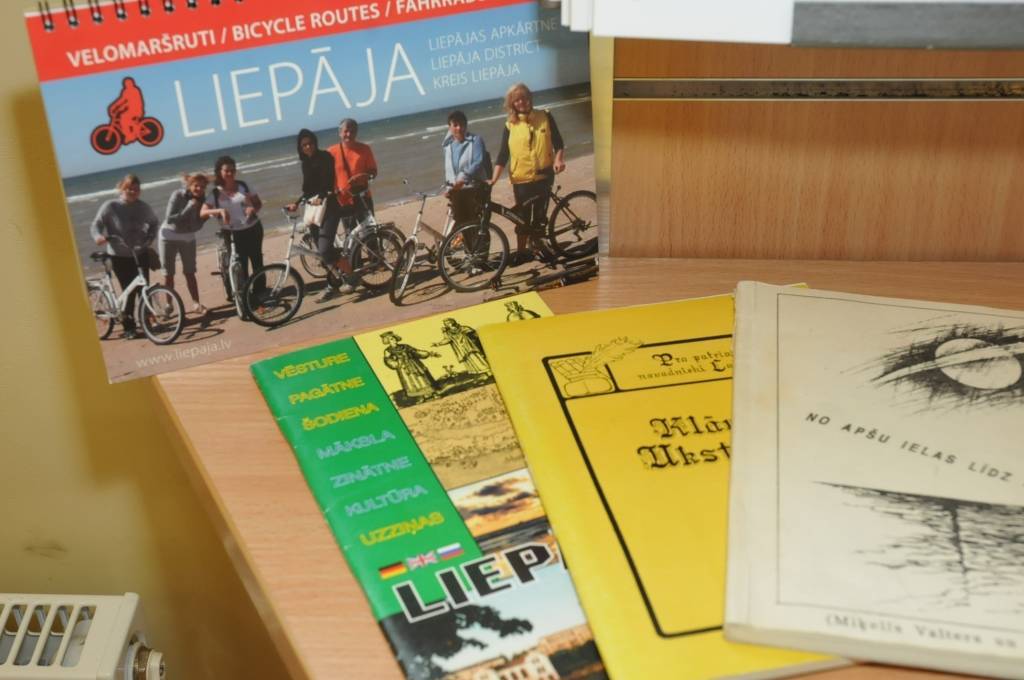 Bērnu bibliotēkā "Vecliepājas Rūķis" skatāma literatūras izstāde par Liepājas arhitektūru - par Liepāju: kādu redzam, saprotam, pieņemam un mīlam.
Izstādes nosaukums "Mana mīļā Liepāja".
Autors: ReKurZeme, portāls