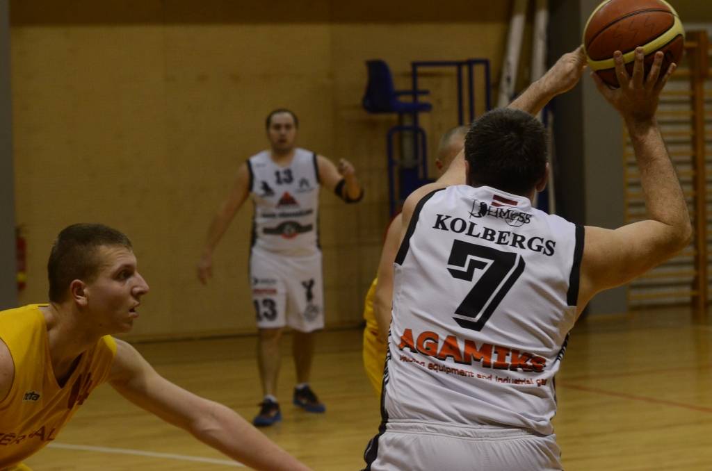 Autors: Uldis Dobelis