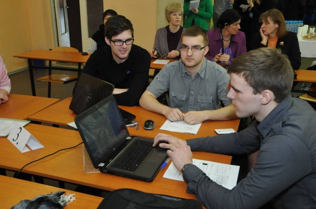 Autors: Dainis Ģelzis