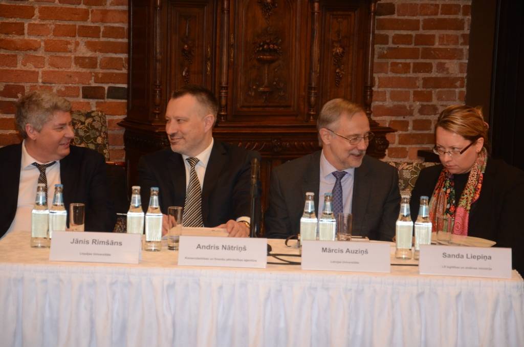 Liepājā viesnīcas "Promenade hotel" konferenču zālē 5. aprīlī notiek zinātniski praktiska konference "Kā nodrošināt globāli konkurētspējīgu augstāko izglītību Latvijas attīstības centros?", kurā piedalās vairāk nekā 100 augstākās...
Autors: ReKurZeme, portāls
