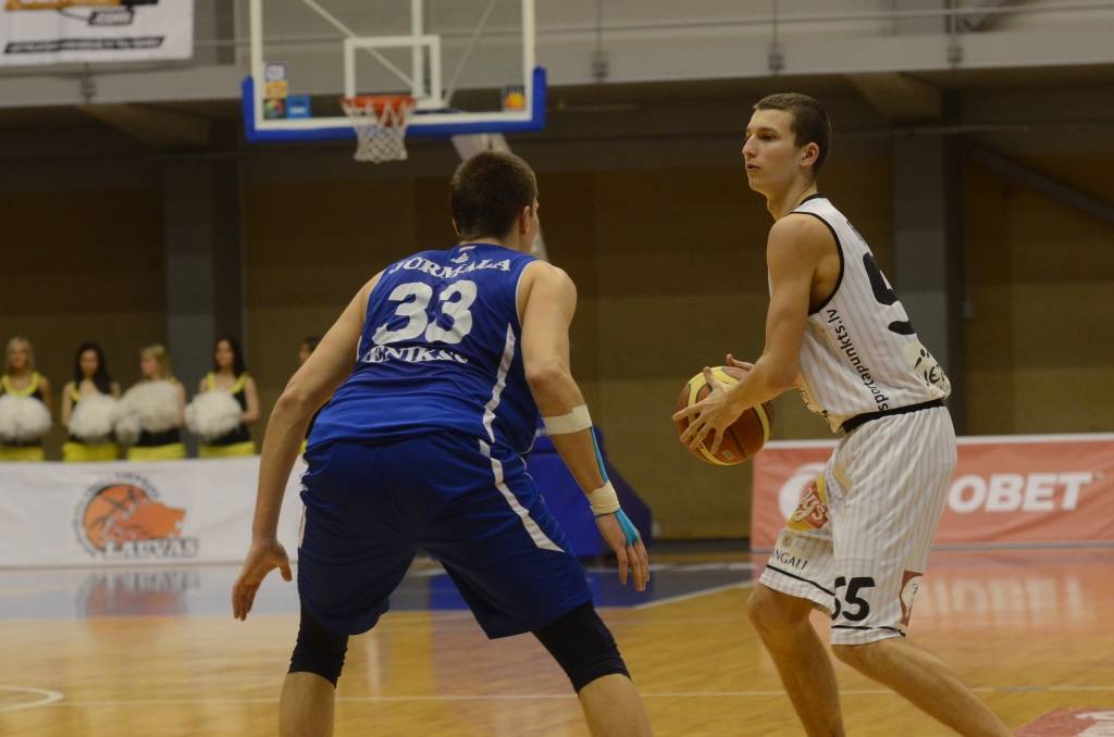 Autors: Uldis Dobelis