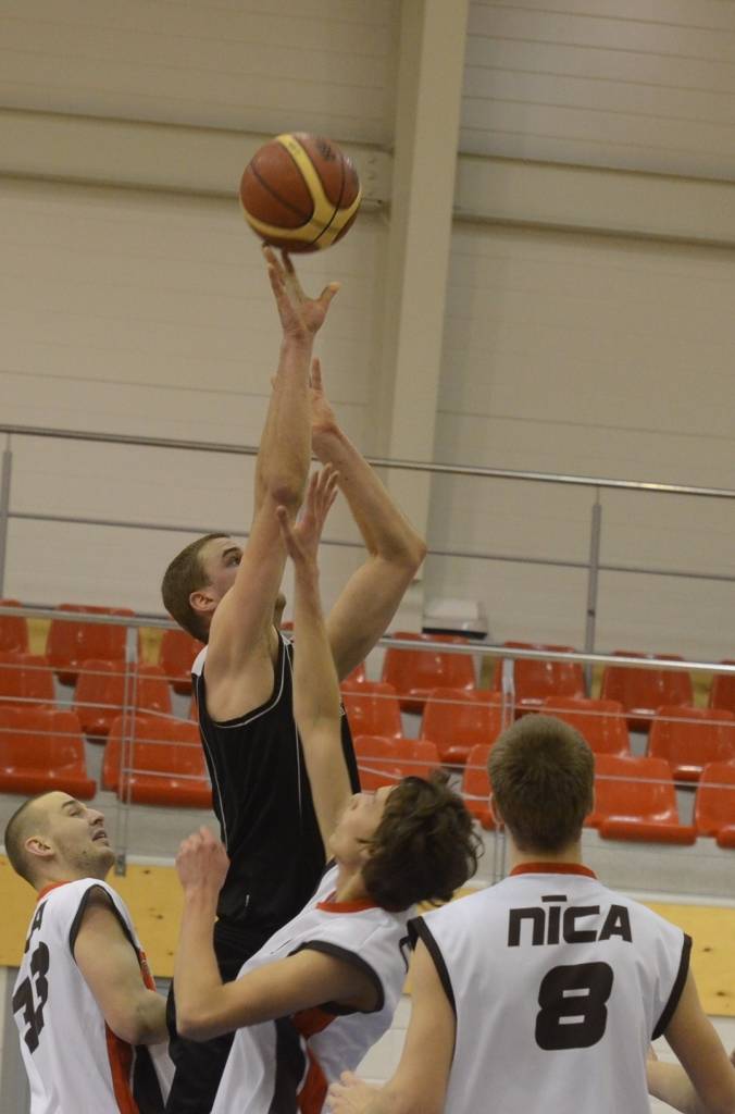 Autors: Uldis Dobelis