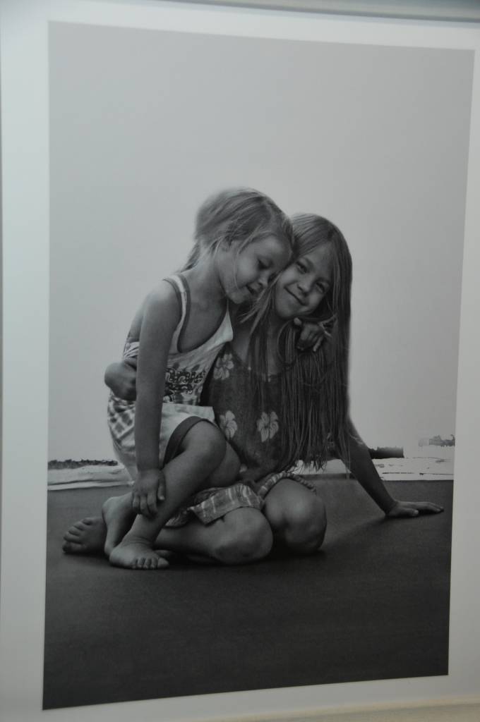 Liepājas Latviešu biedrības nama Izstāžu galerijā skatāma Liepājas Tautas mākslas un kultūras centra fotostudijas "Fotast" izstāde "Nākotne”.
 
Izstāde veltīta Starptautiskajai bērnu aizsardzības dienai un būs apskatāma līdz šā gada 20....
Autors: ReKurZeme, portāls