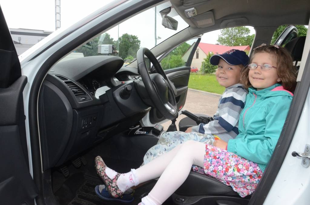 Piektdien, 31. maijā, līdz pulksten 15 Valsts policijas Kurzemes reģiona pārvaldē, Bāriņu ielā 3, Liepājā, notiek atvērto durvju diena.
Autors: Uldis Dobelis