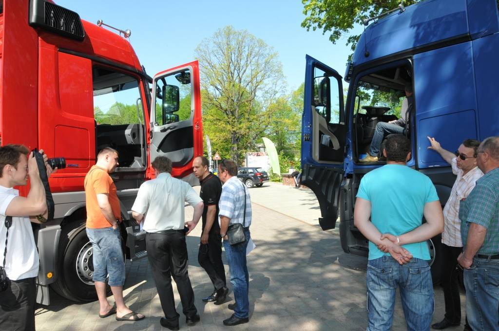 No 20. līdz 23. maijam jaunākie Mercedes-Benz komerctransporta modeļi apceļo Latviju Domenikss rīkotajā tūrē, kuras laikā arī ikviens interesents varēs veikt izmēģinājuma braucienus un saņemt profesionālu ekspertu konsultācijas.

Tūres...
Autors: ReKurZeme, portāls