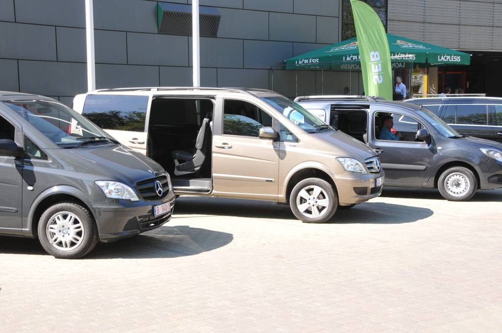 No 20. līdz 23. maijam jaunākie Mercedes-Benz komerctransporta modeļi apceļo Latviju Domenikss rīkotajā tūrē, kuras laikā arī ikviens interesents varēs veikt izmēģinājuma braucienus un saņemt profesionālu ekspertu konsultācijas.

Tūres...
Autors: ReKurZeme, portāls