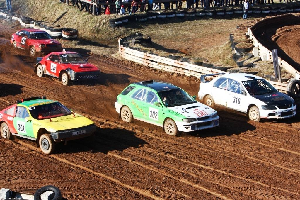 Autors: www.autocross.lv