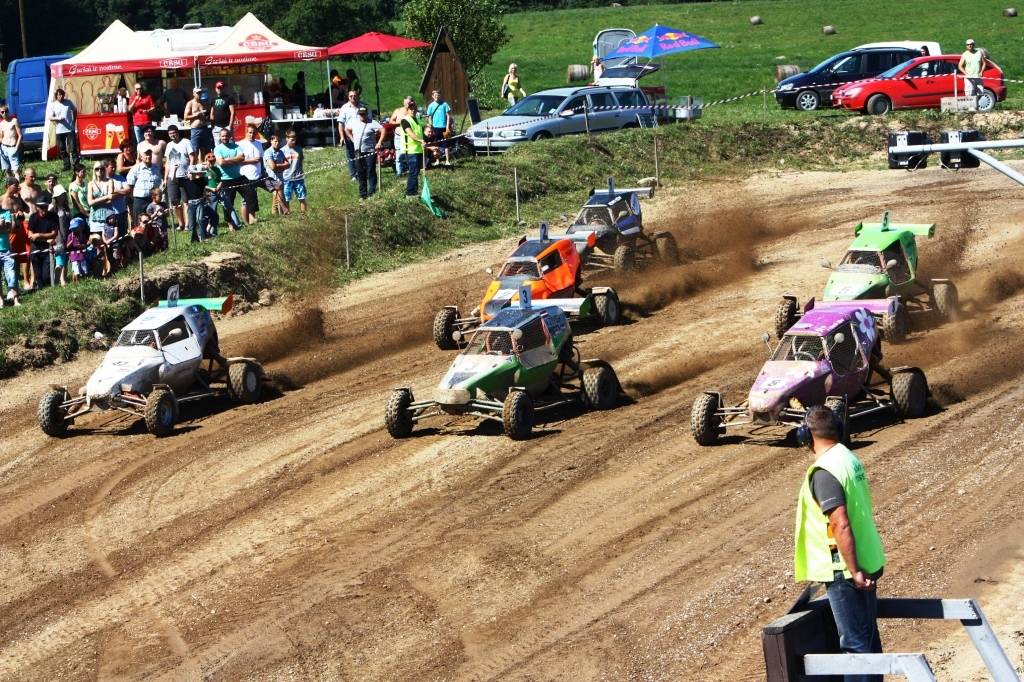 Autors: www.autocross.lv