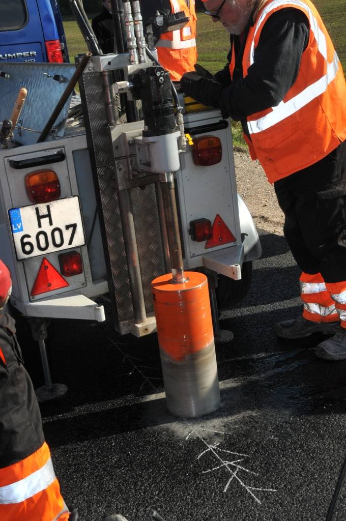 Autors: Dainis Ģelzis