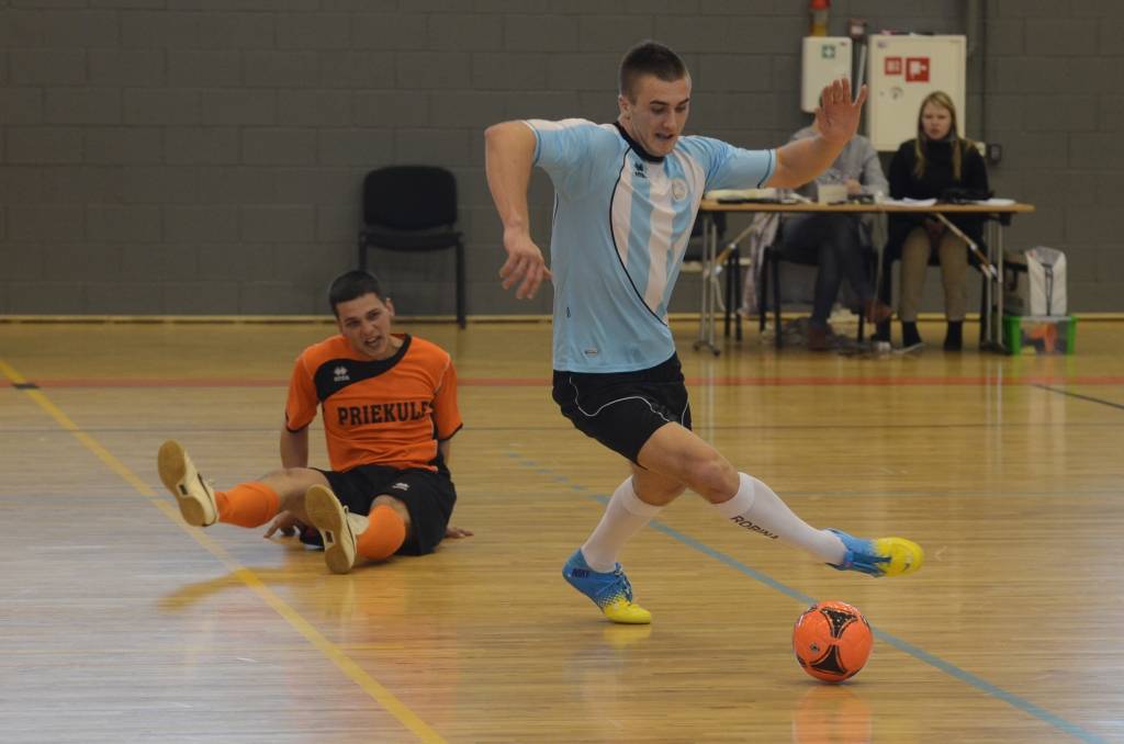 Autors: Uldis Dobelis