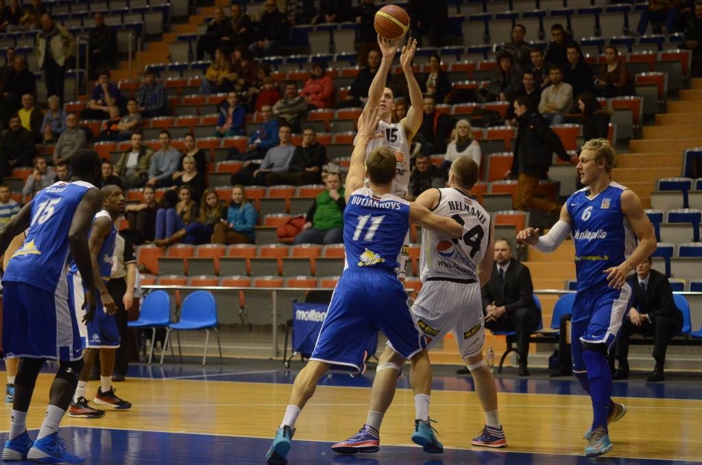 Autors: Uldis Dobelis