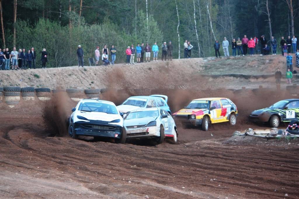 Autors: www.autocross.lv