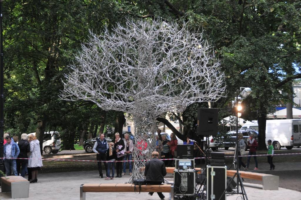 Autors: Dainis Ģelzis