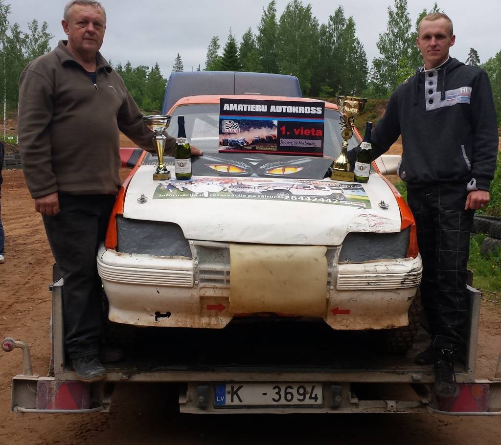 Aivara Galbāliņa galvenais mehāniķis ir tēvs Imants Galbāliņš. 
Autors: No Aivara Galbāliņa arhīva