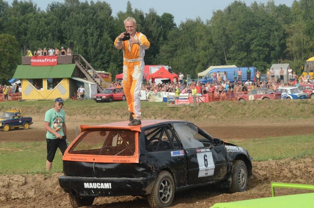 Autors: Uldis Dobelis