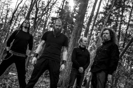 Zviedrijas "Melodic Death/Viking Metal" grupa "King of Asgard".