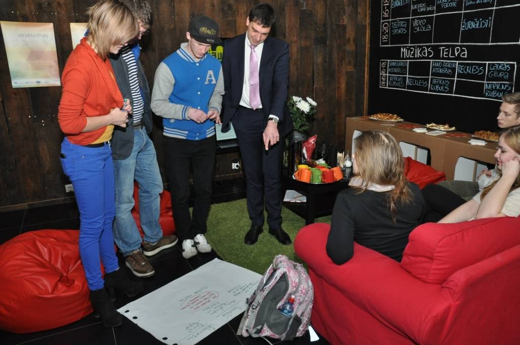 Autors: Dainis Ģelzis