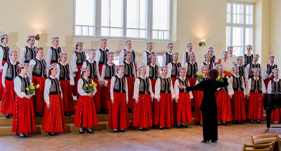 Aluksniesiem.lv raksta attēla aizvietotājs