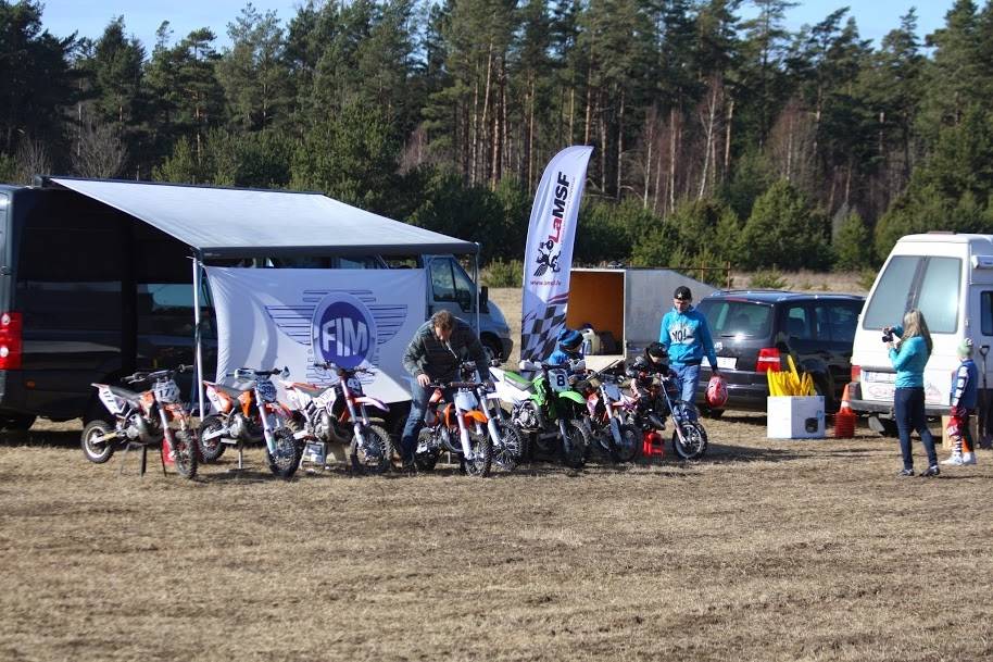 Autors: www.motokurzeme.com