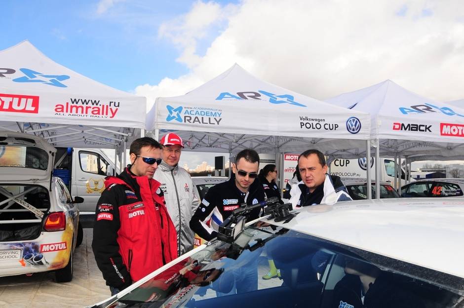 Autors: http://rallyshow.ru