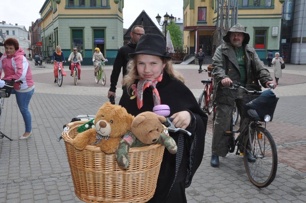 Autors: Dainis Ģelzis