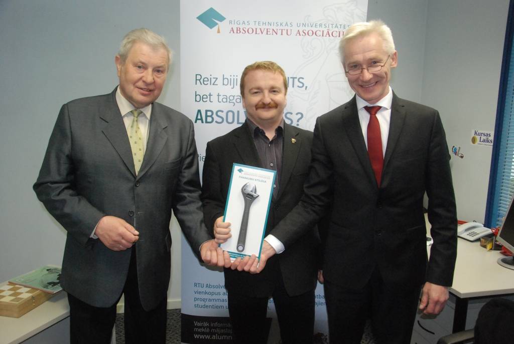 Autors: Dainis Ģelzis