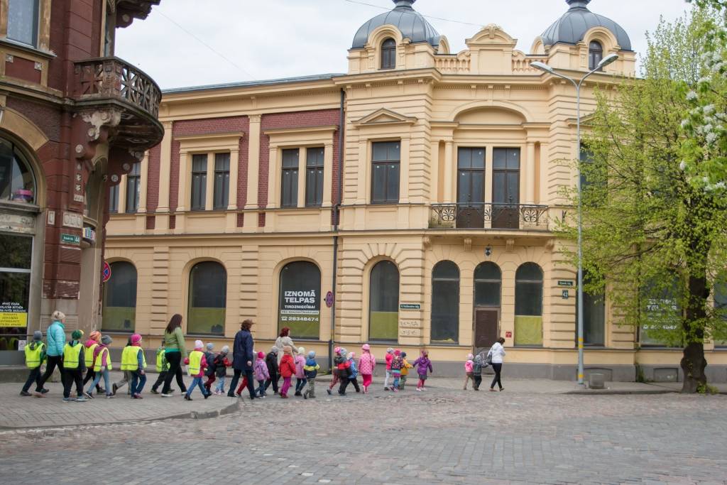 Autors: Edgars Beņislavskis