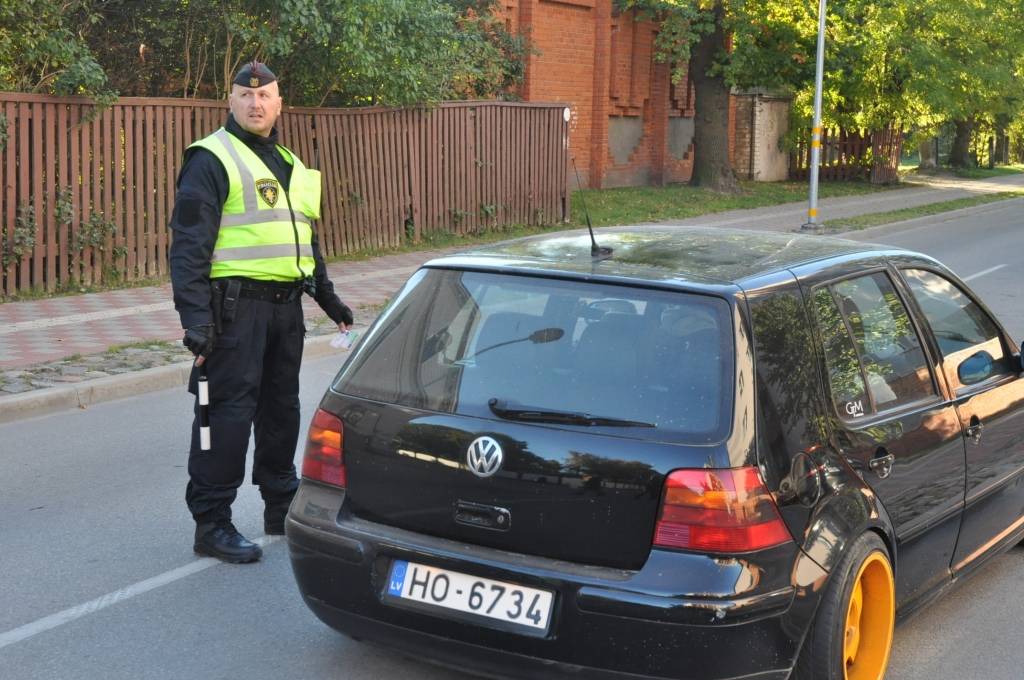 Autors: Dainis Ģelzis