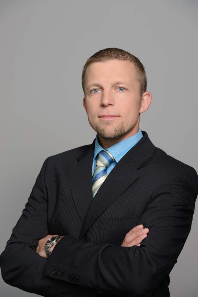 Dr. Māris Mežeckis.