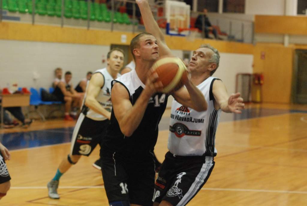 Autors: Uldis Dobelis
