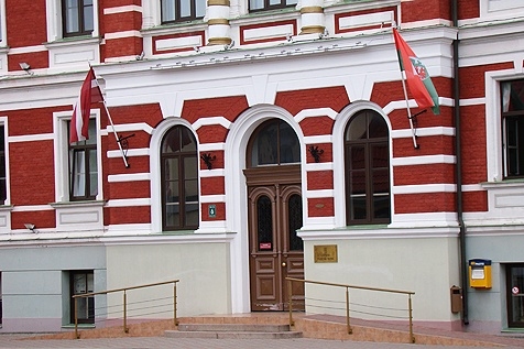 Autors: Dainis Ģelzis
