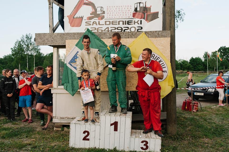 Autors: No Lietuvas autosporta kluba "Extempas" arhīva