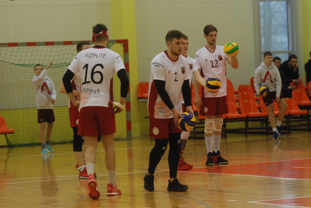Autors: Uldis Dobelis