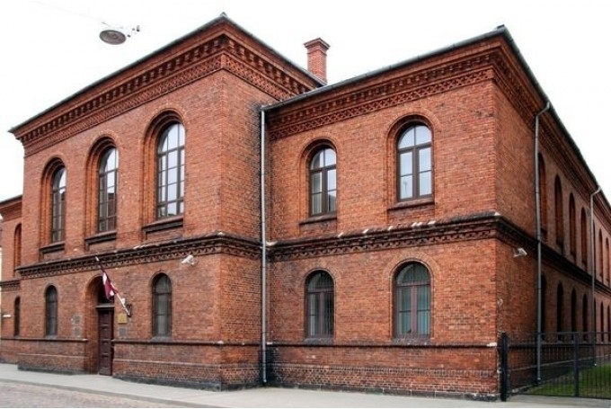 Autors: Dainis Ģelzis