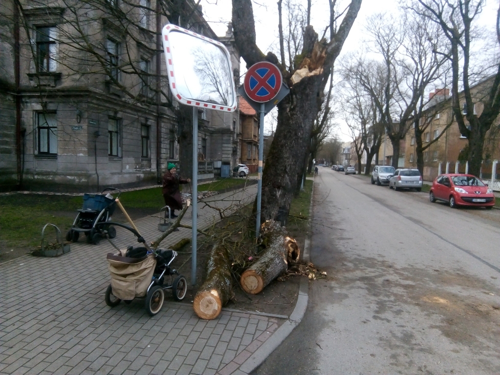 Piektdienas rīts Liepājā. 
Autors: Uldis Dobelis