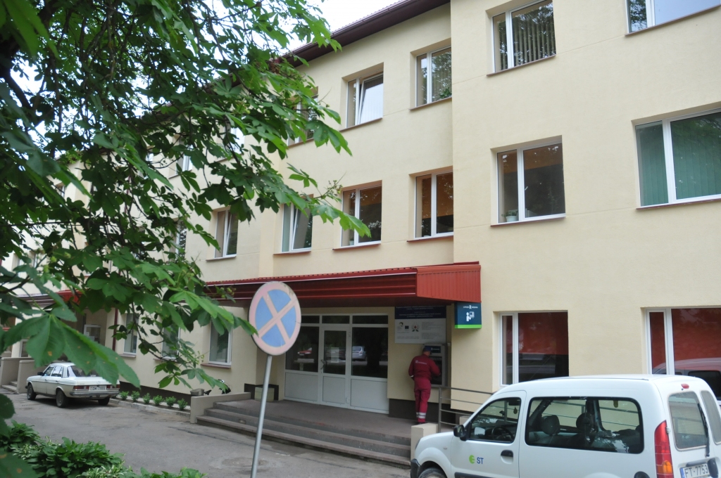 Lielas pārmaiņas Liepājas rajona un novadu laikā piedzīvoja gan Aizputes, gan Priekules veselības aprūpes un medicīnas iestādes. Veselības ministrija gan norāda, ka veselības aprūpes nodrošinājumā administratīvi teritoriālajai reformai nav bijusi un nebūs nekādas ietekmes. 