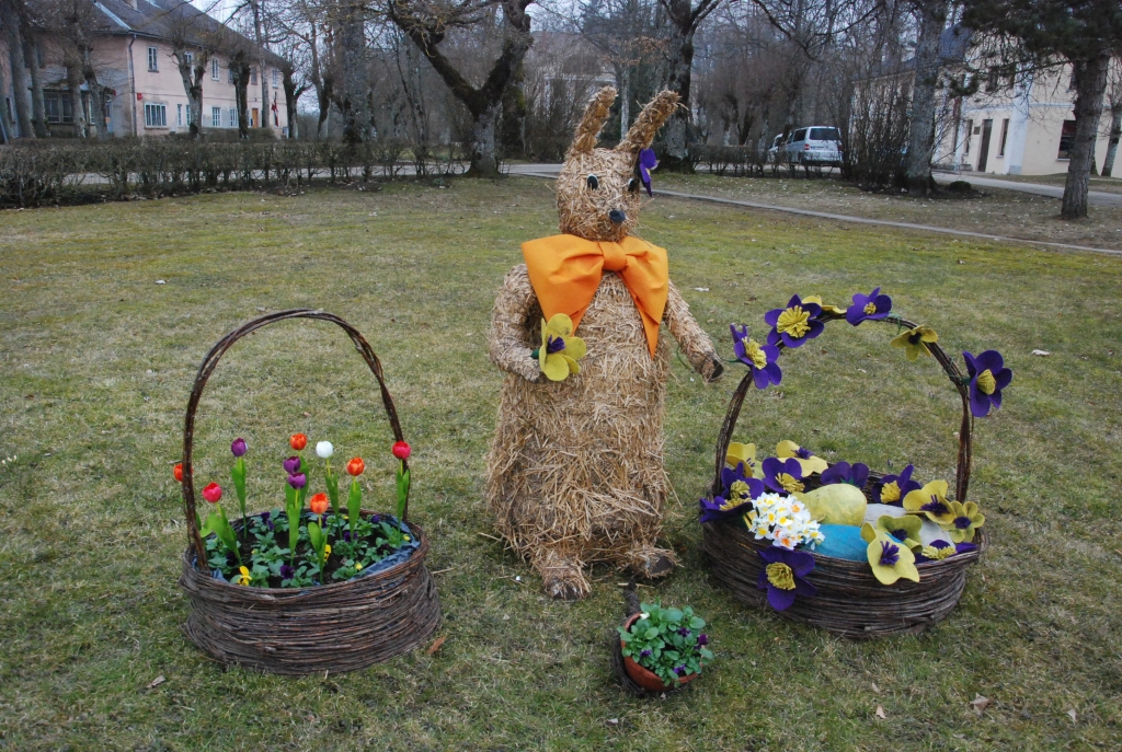 Lieldienu rotājumi Gaviezē. 
Autors: Uldis Dobelis