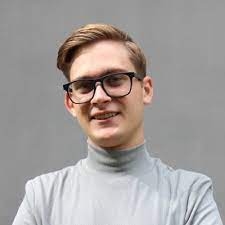 Latvijas Studentu apvienībai (LSA) ir bažas par klātienes mācību atjaunošanu augstskolās, jo pret Covid-19 vakcinējušies tikai 40% studentu, šorīt intervijā Latvijas Radio sacīja LSA prezidents Kristafers Zeiļuks.
