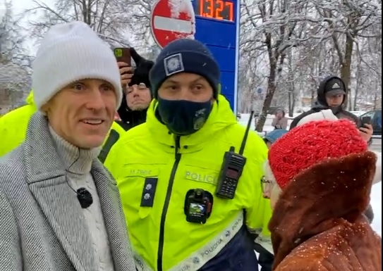 Autors: ekrānšāviņš