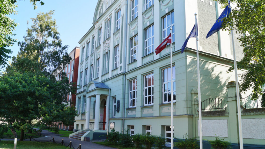 Aluksniesiem.lv raksta attēla aizvietotājs