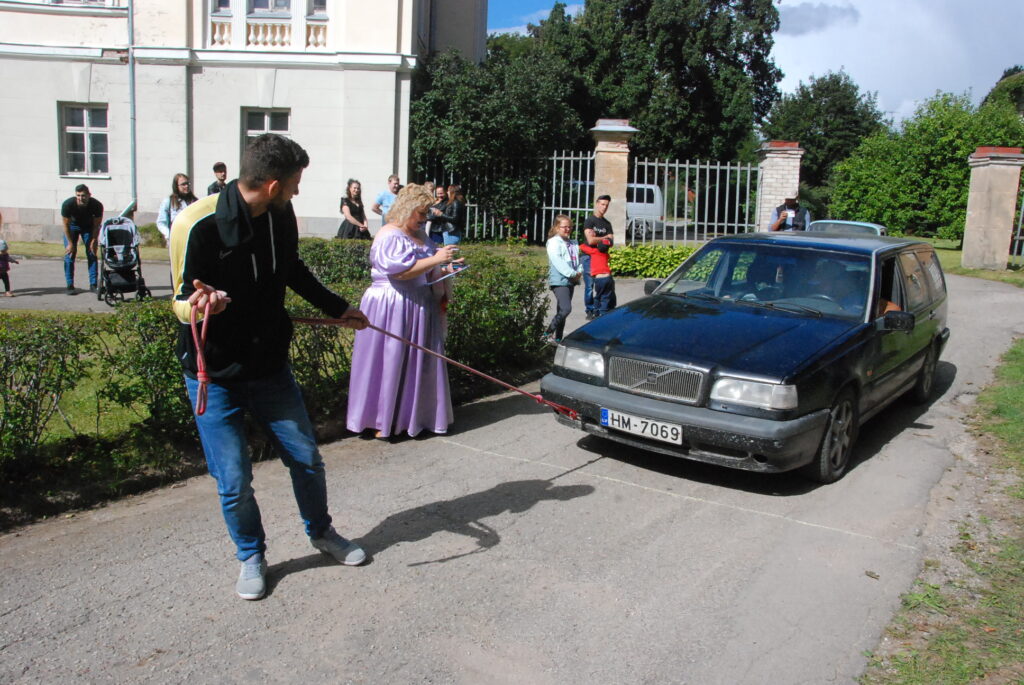 Aluksniesiem.lv raksta attēla aizvietotājs