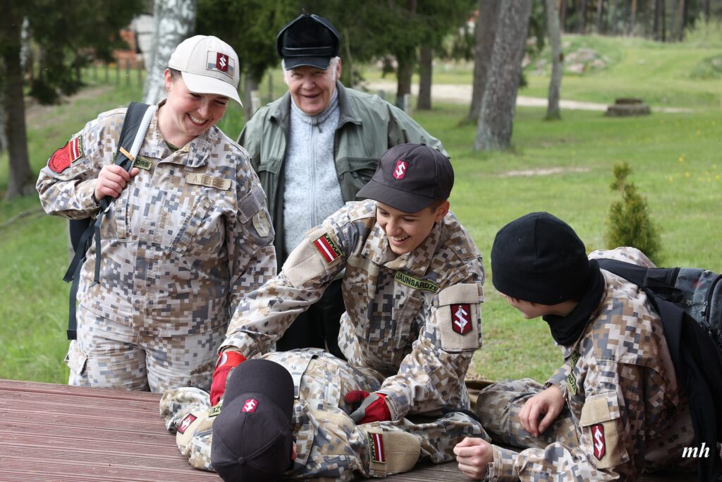 Aluksniesiem.lv raksta attēla aizvietotājs